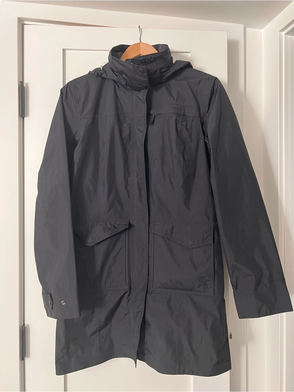Women’s Patagonia Black Waterproof Rain Jacket